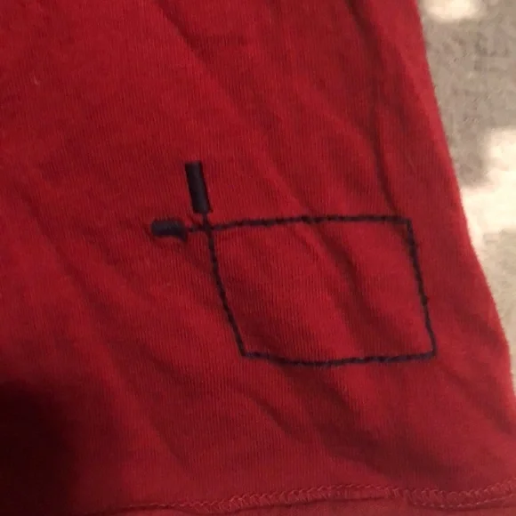 GAP Red “INSPI(RED)” Vneck Short Sleeve Top Size XS - Picture 6 of 9